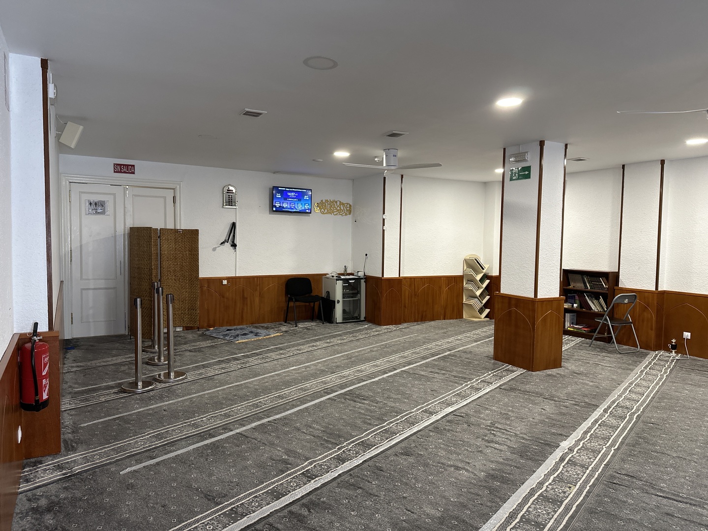 MEZQUITA BERRIOZAR ASSADAK مسجد بيريوزار