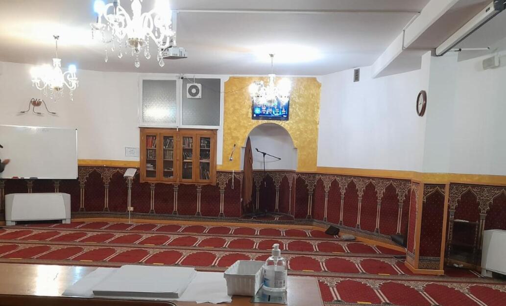 مسجد كليس   Moschea Cles