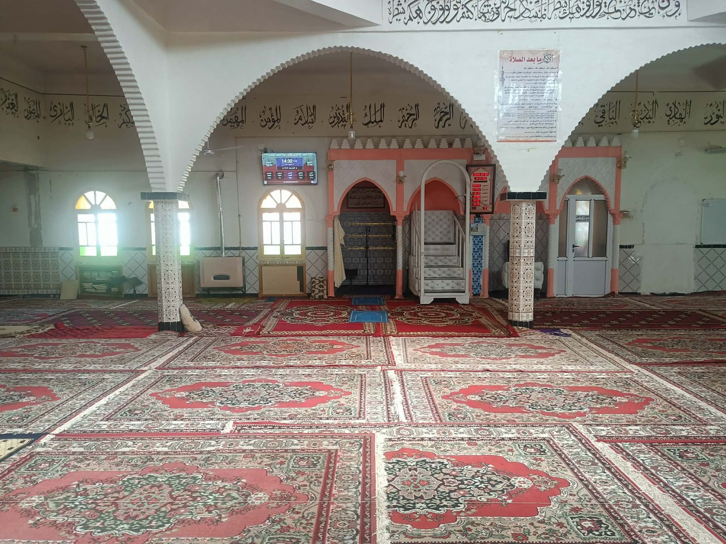 مسجد أبوبكر الصديق عين الذهب