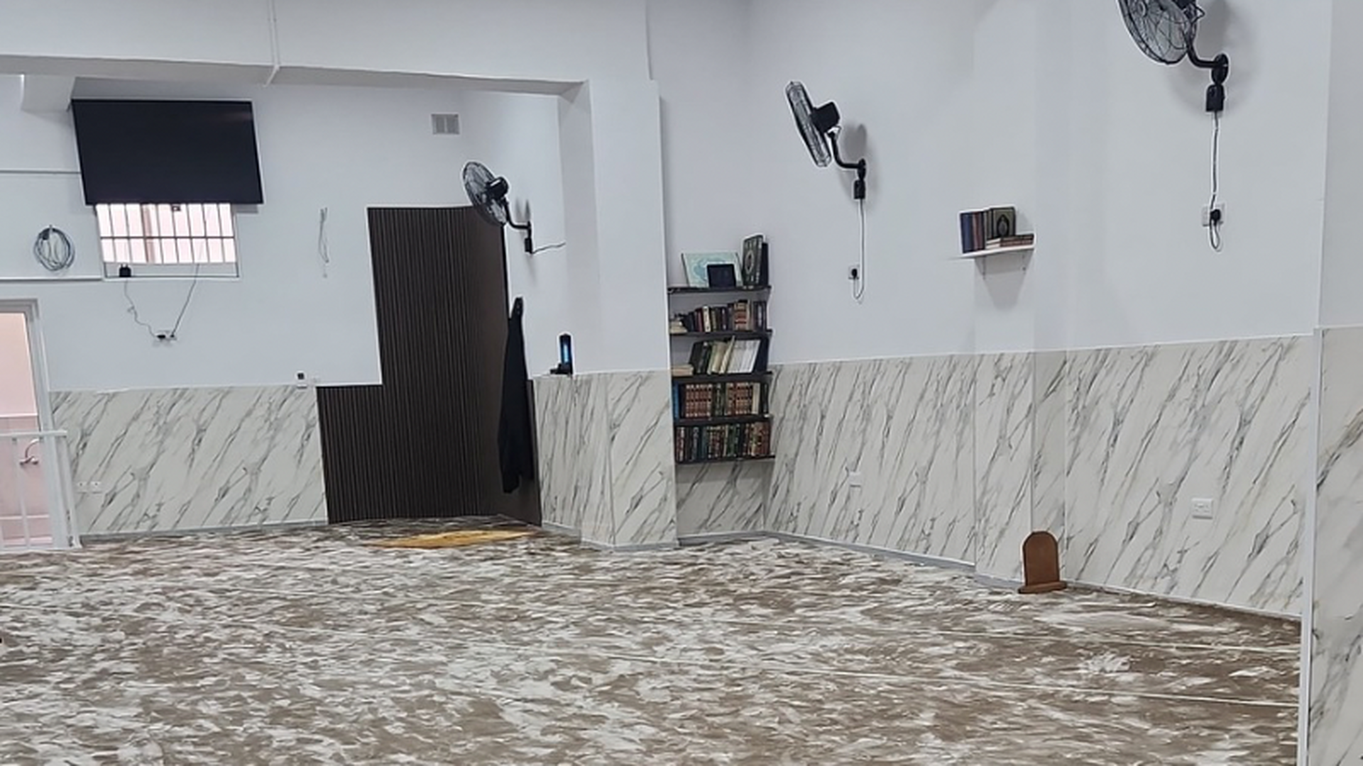 مسجد عائشة أم المؤمنين