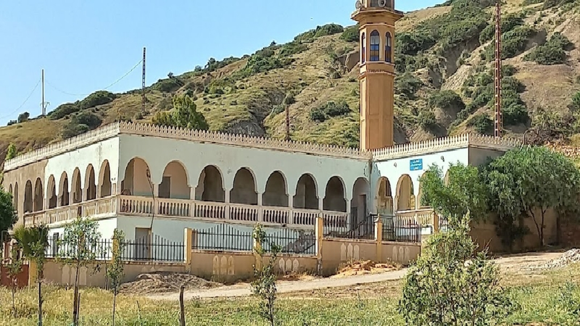 مسجد الشهيد سمام عبد القادر - الشعايبية