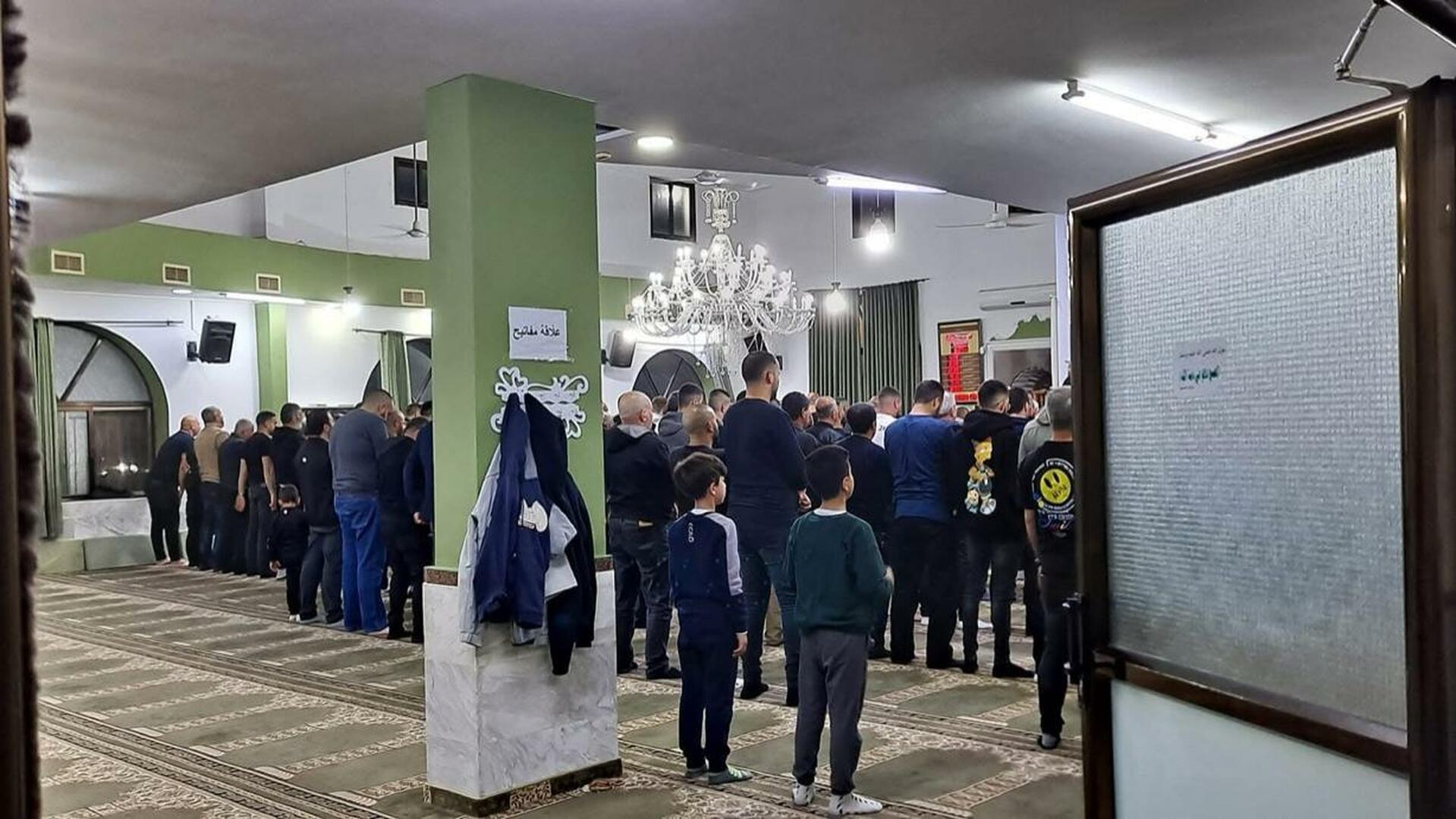 مسجد النور جديدة المكر