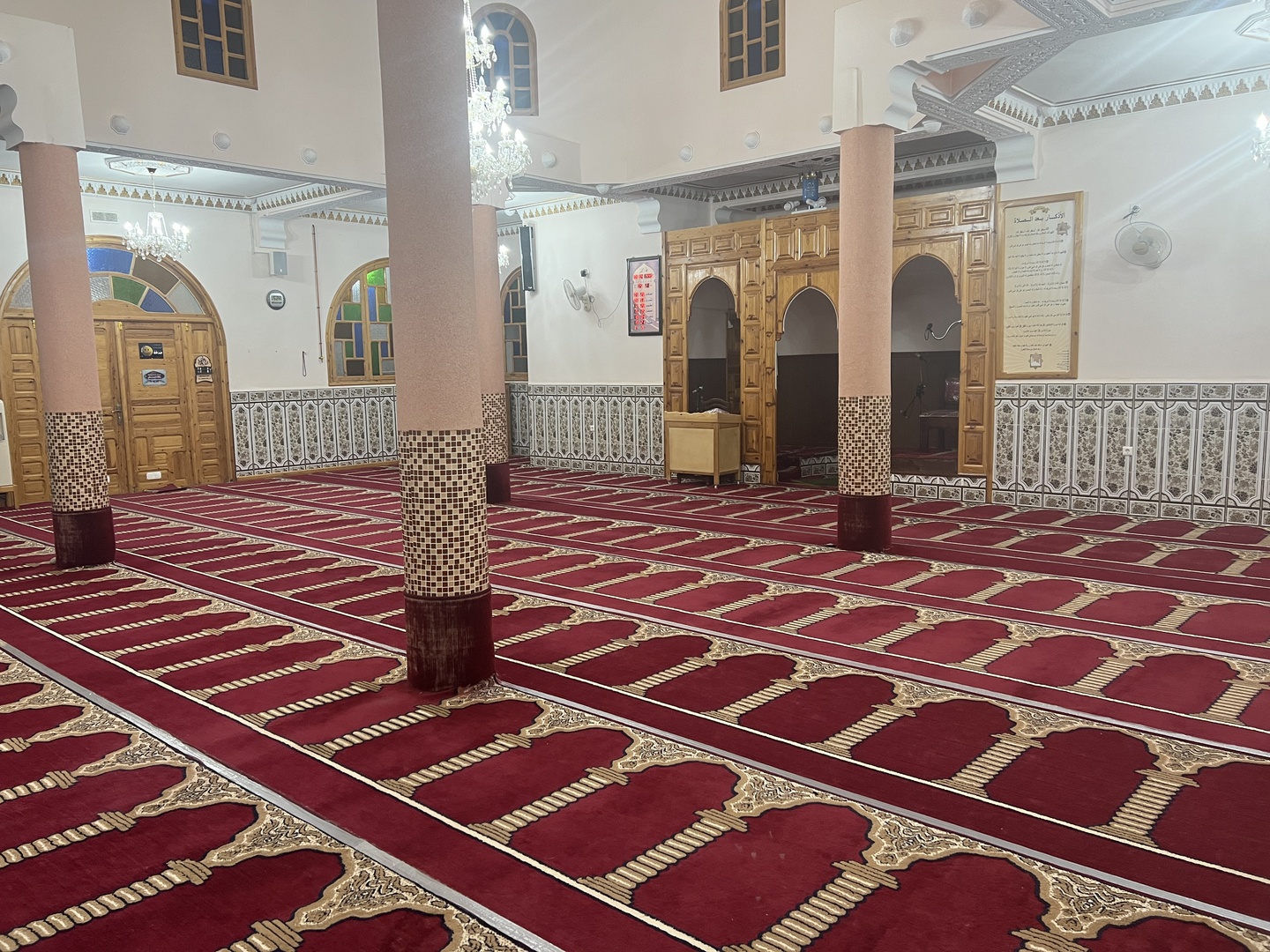 مسجد أبي بكر الصديق - تيقرين -