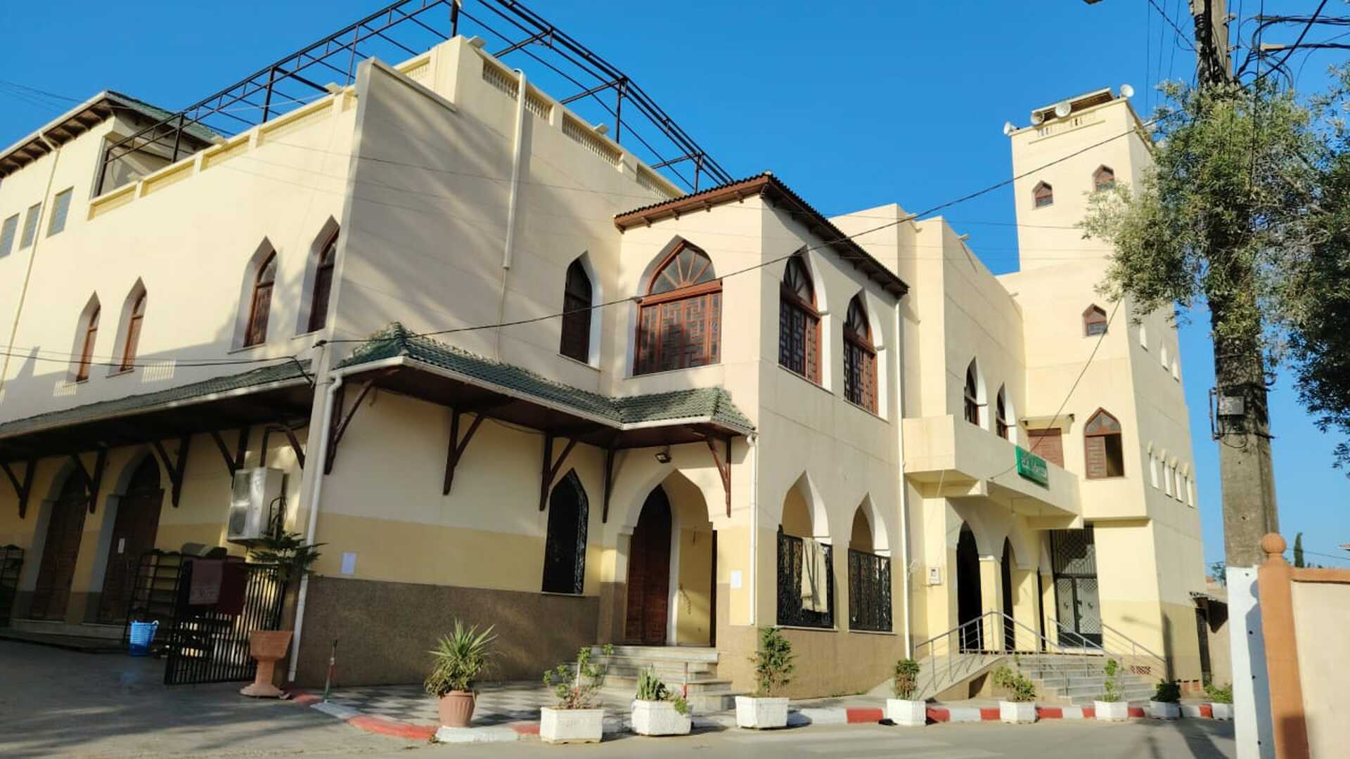 مسجد مبارك الميلي عين النعجة القديمة