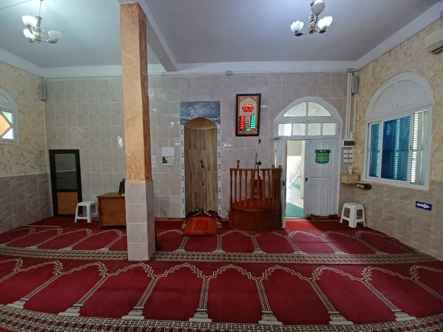 مسجد لعزيب المركز