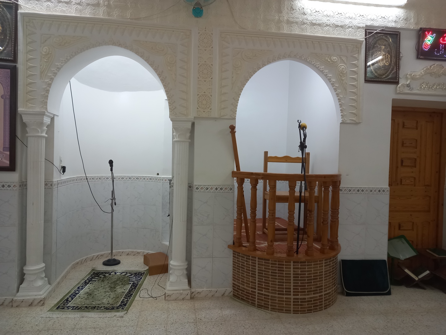 مسجد لقمان
