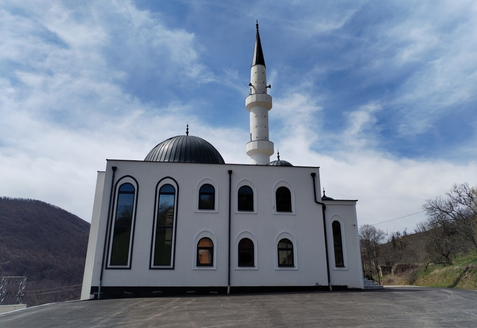 Islamski centar "Mula Emin ef Zukorlić"