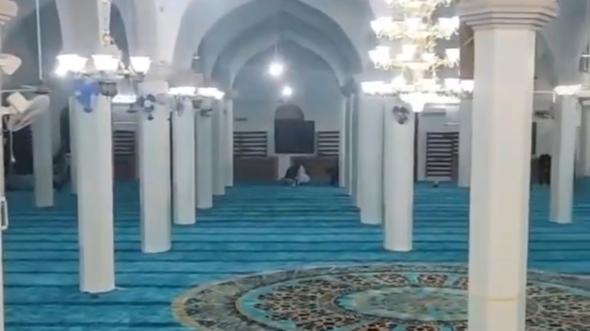 مسجد علي ابن أبي طالب