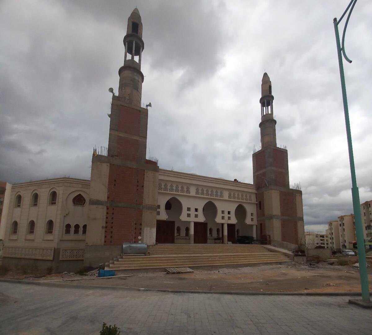 مسجد مولود قاسم نايت بلقاسم