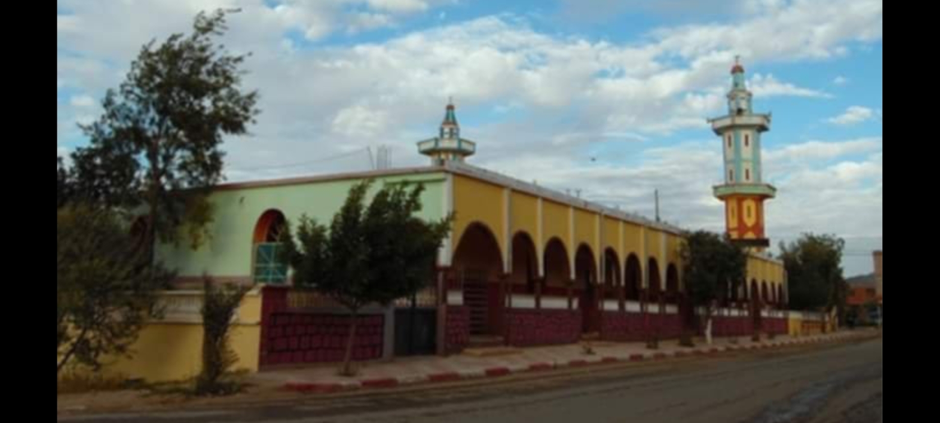 مسجد عمر بن عبد العزيز سيدي بوبكر