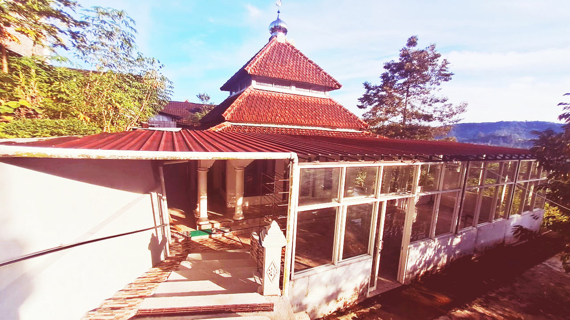 Masjid Al Muqorrobun