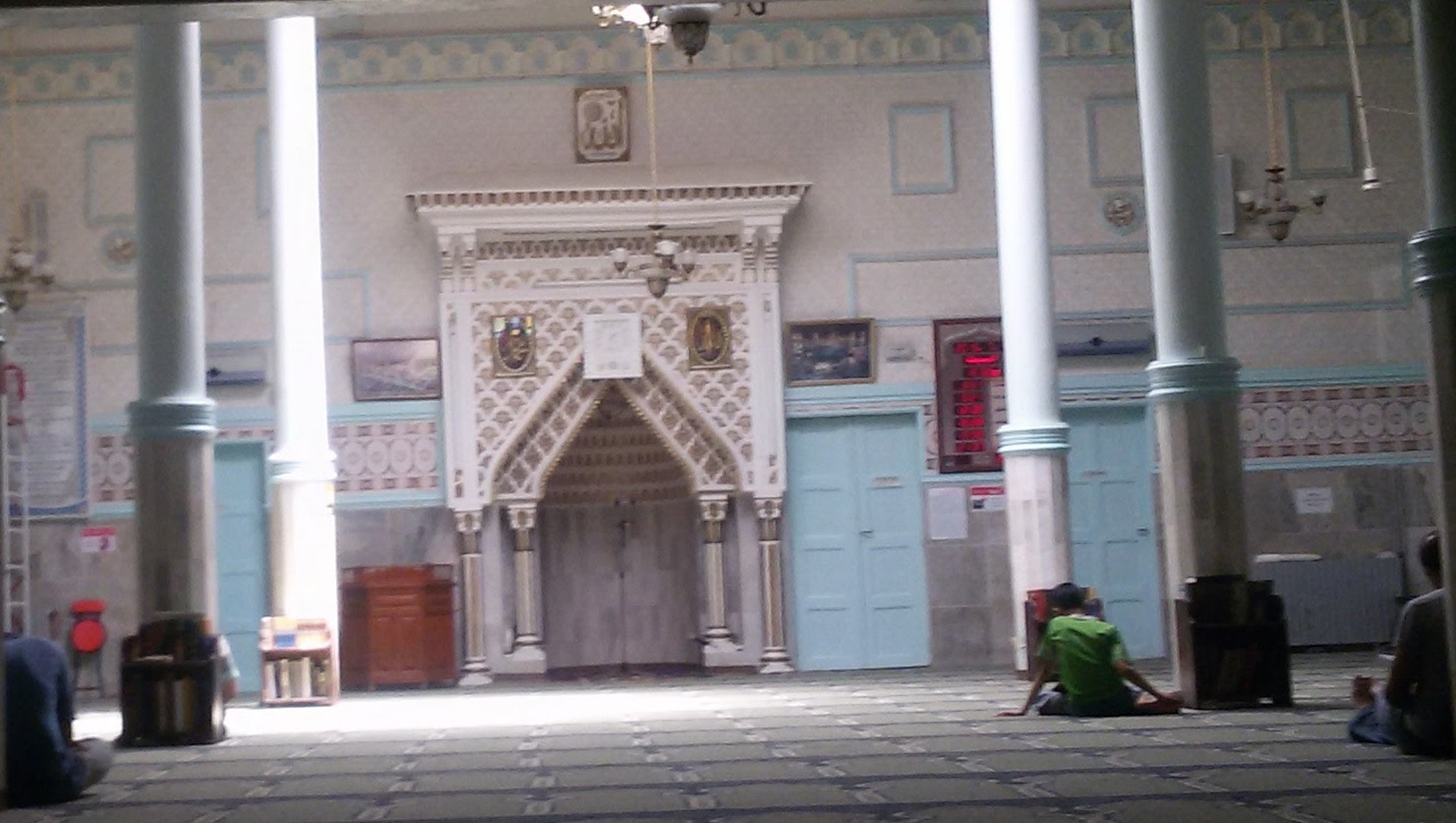 مسجـــد الإيمـــان