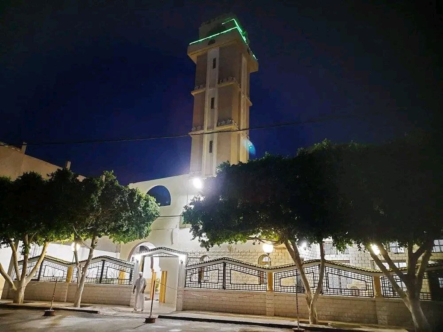 مسجد عمر بن الخطاب - فوغالة. بسكرة