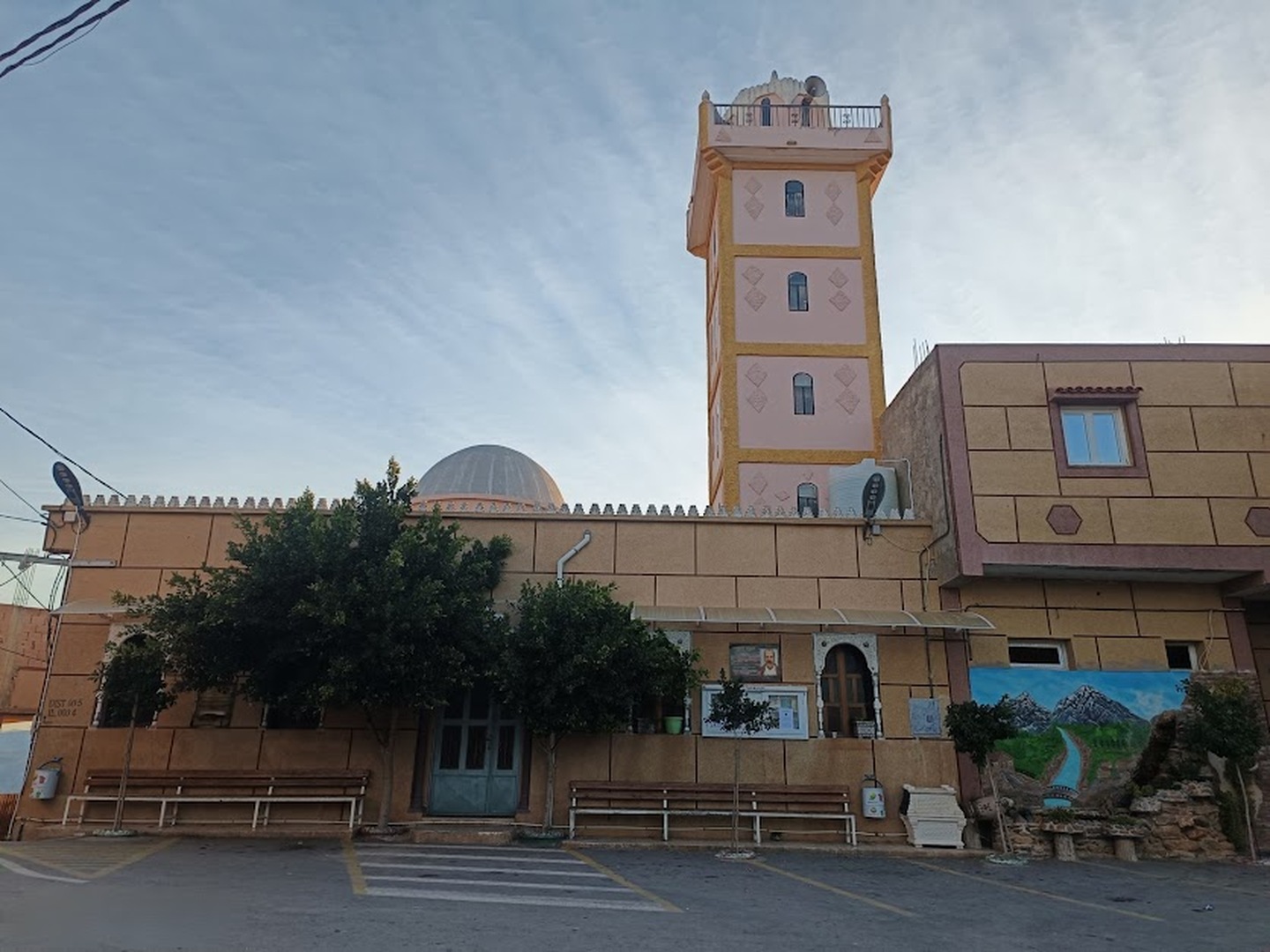 مسجد قرية بني جمهور