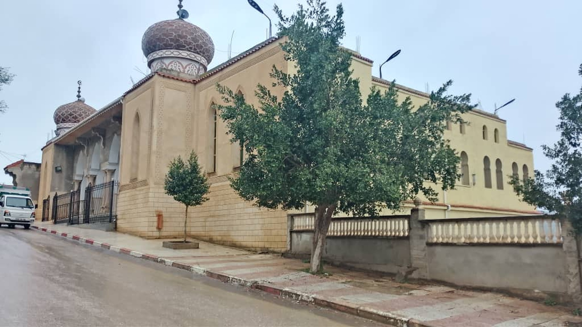 مسجد خديجة ام المؤمنين بكوش لخضر