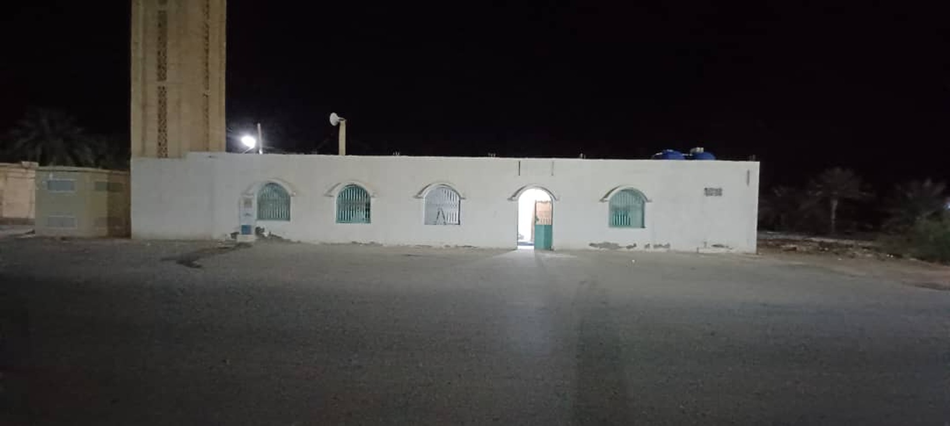 مسجد أولياء الرحمان - الحوش