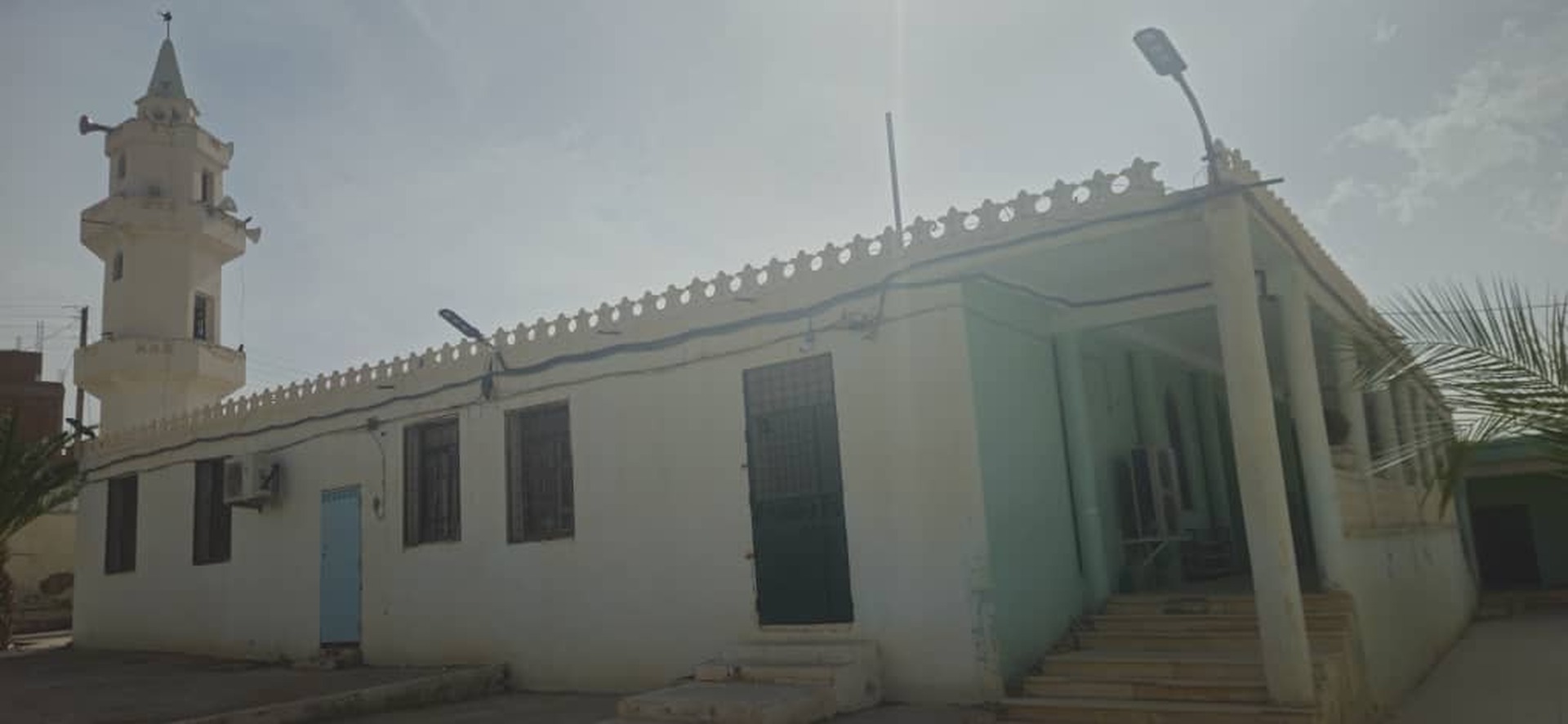 المسجد العتيق الشهيد عمار بلخيري زوي