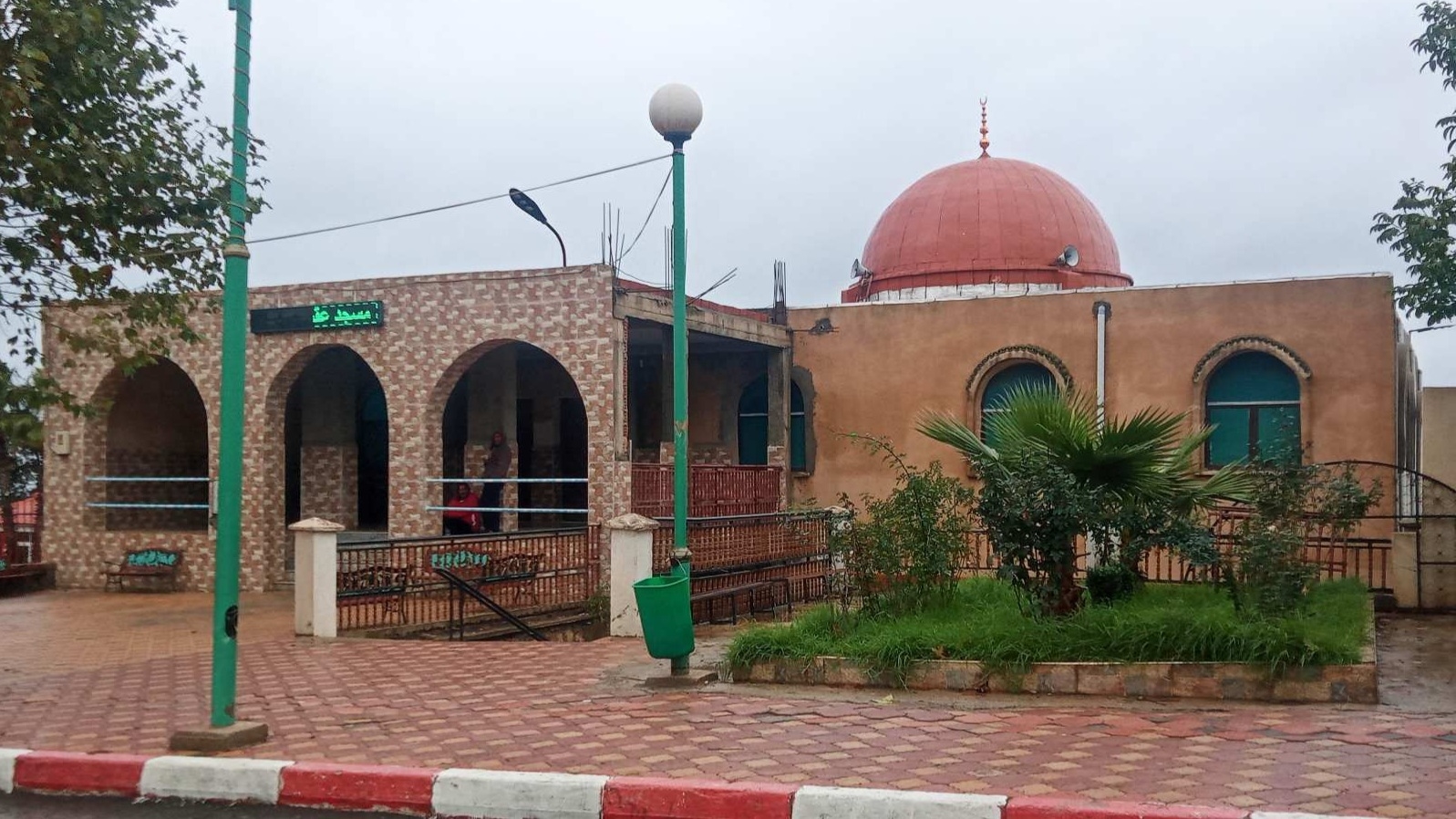 مسجد عقبة بن نافع الحوضان