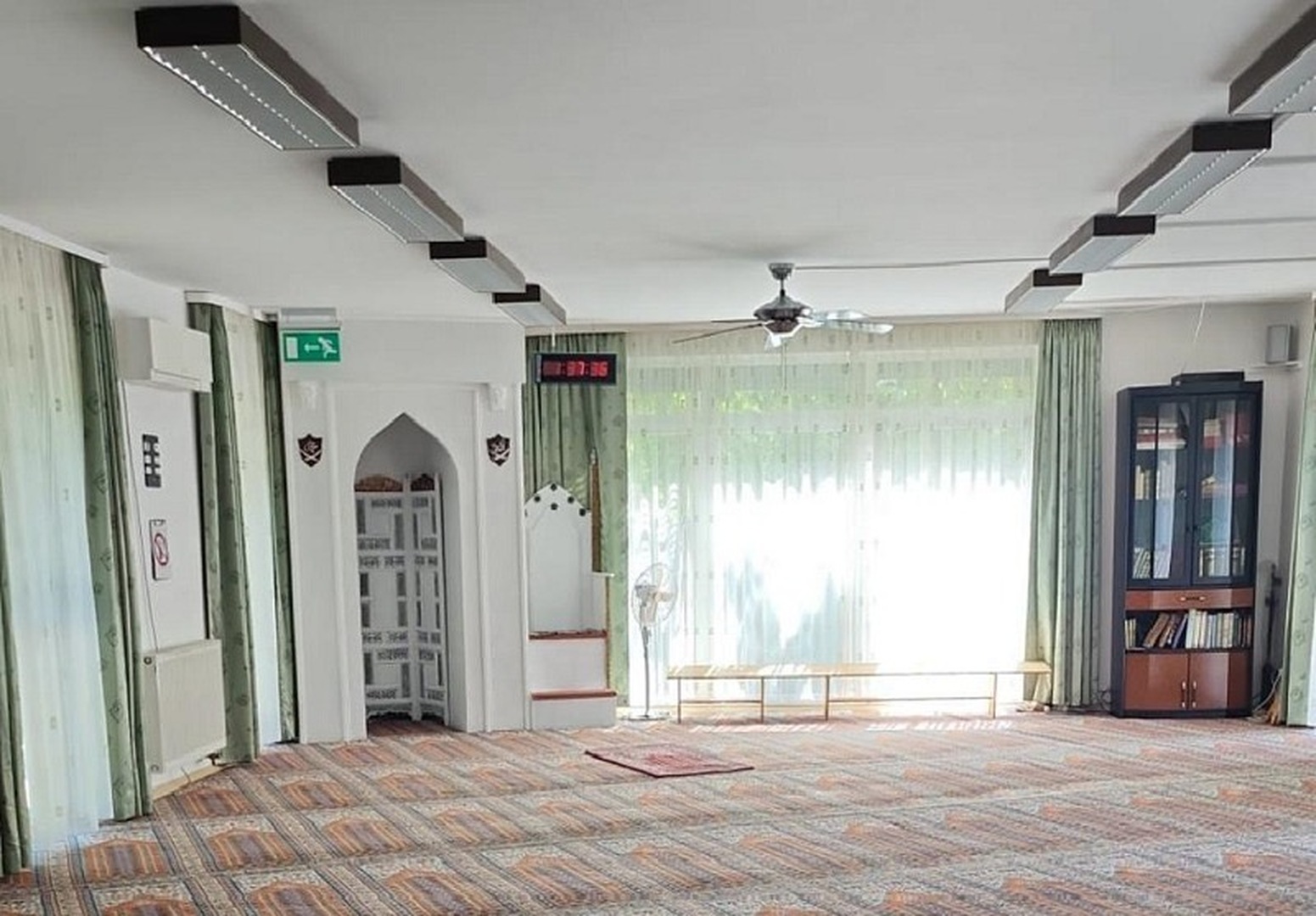 Pak Muhammadi Masjid پاک محمدی مسجد