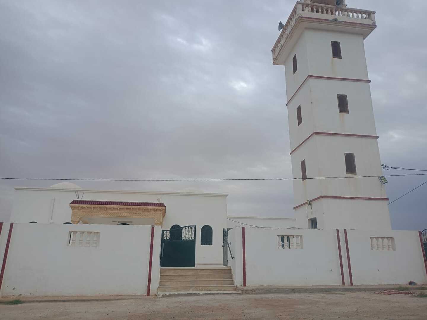 جامع أبو بكر الصديق  راس الظهرة جرجيس