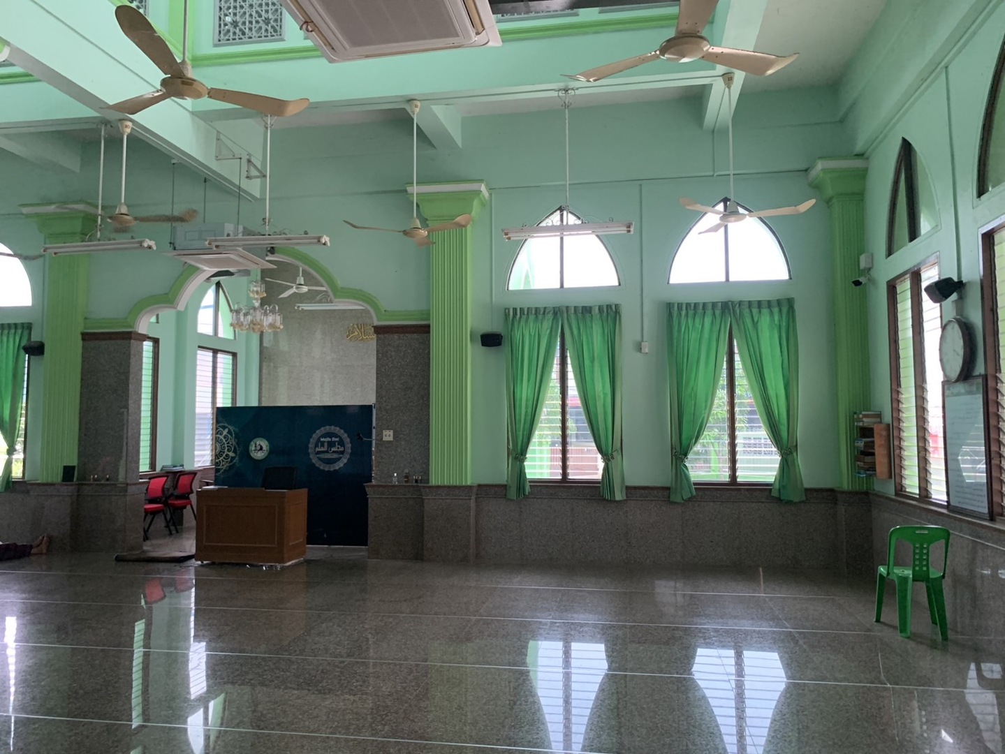 มัสยิดซูบูลุสสลาม