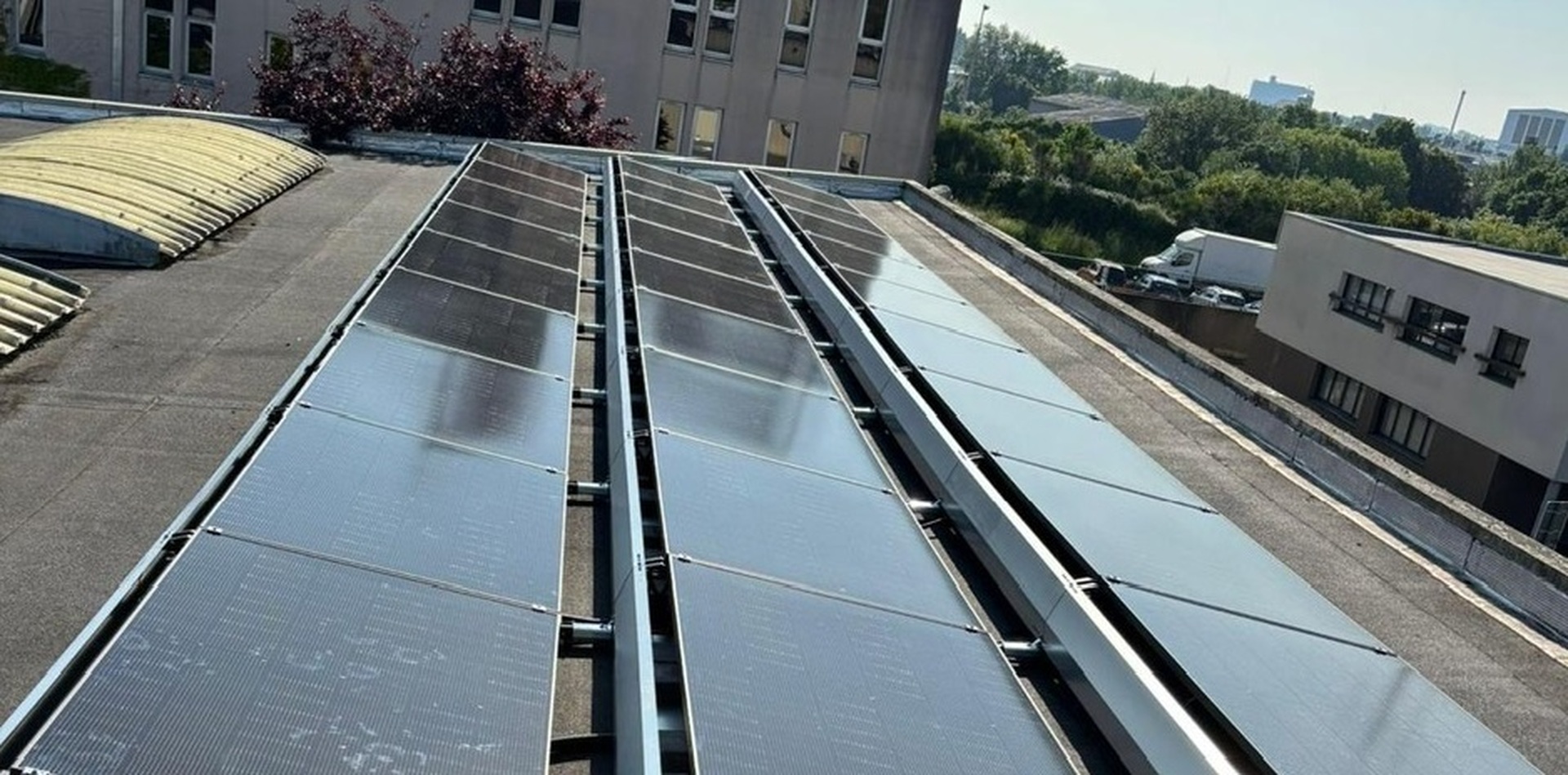 PANNEAUX SOLAIRES