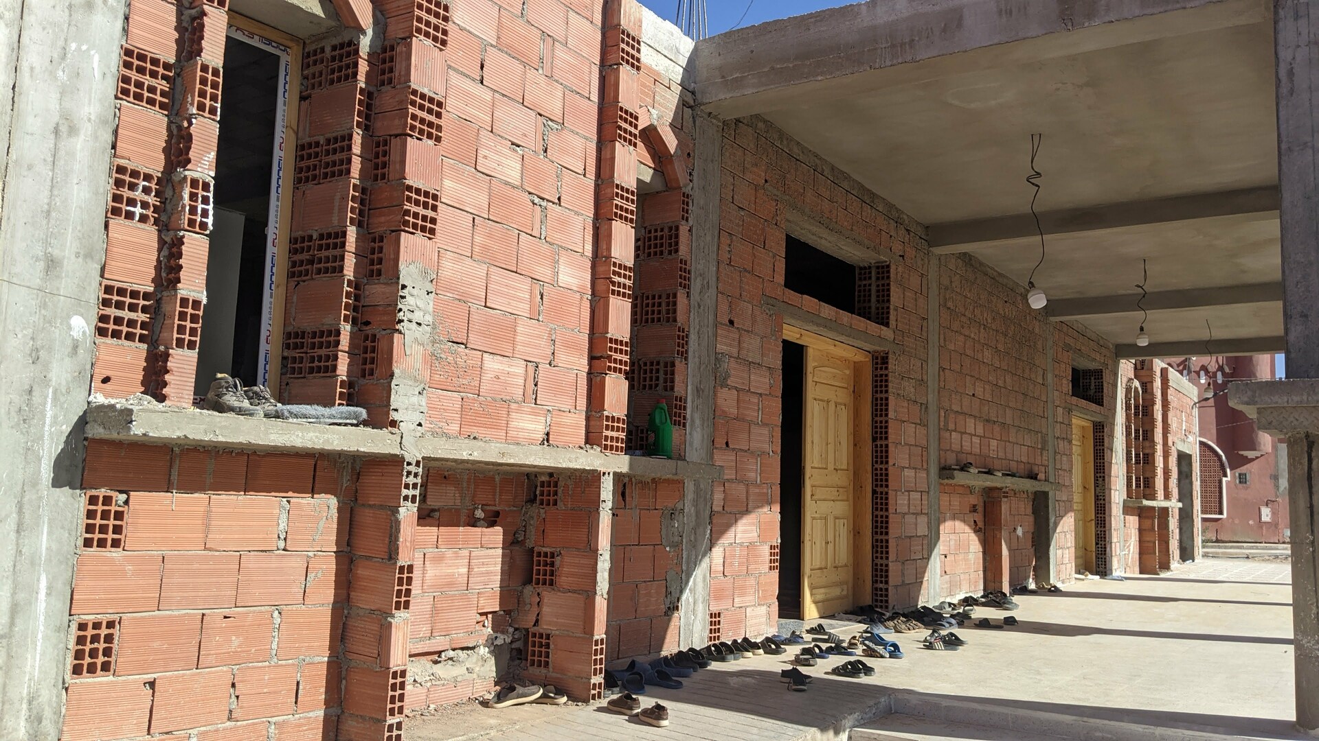 مسجد حي الاساتذة الجامعيين تيليلان