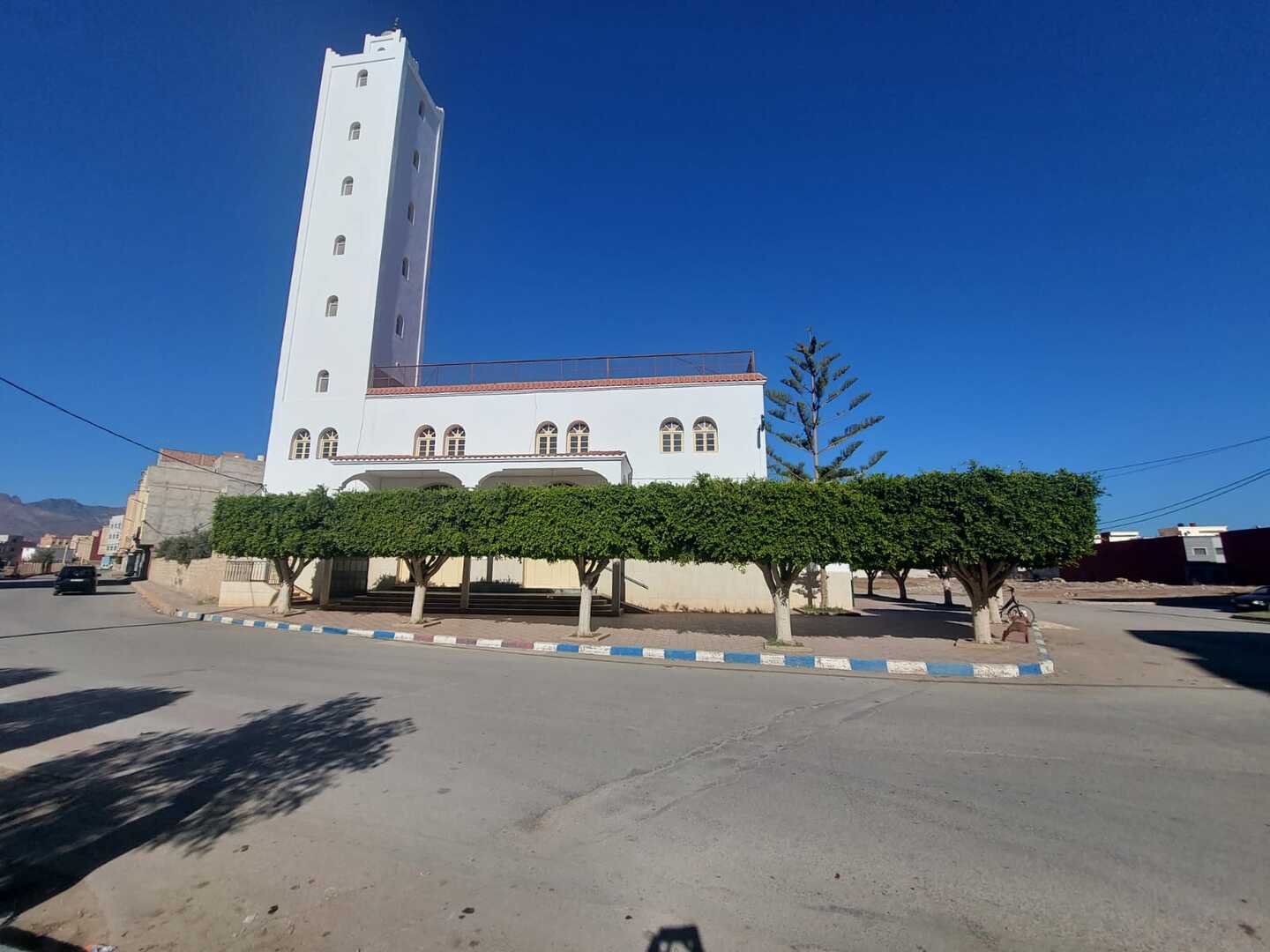 مسجد طارق بن زياد عريض . الناظور