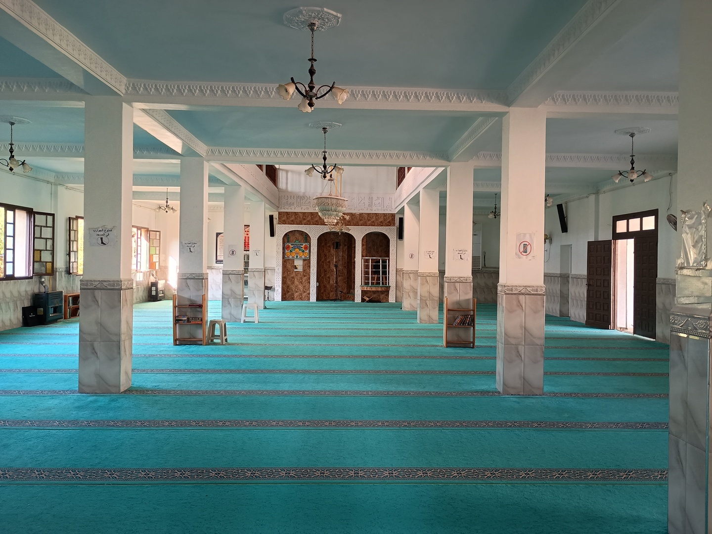 مسجد أبي بكر الصديق الحمدانية شرشال