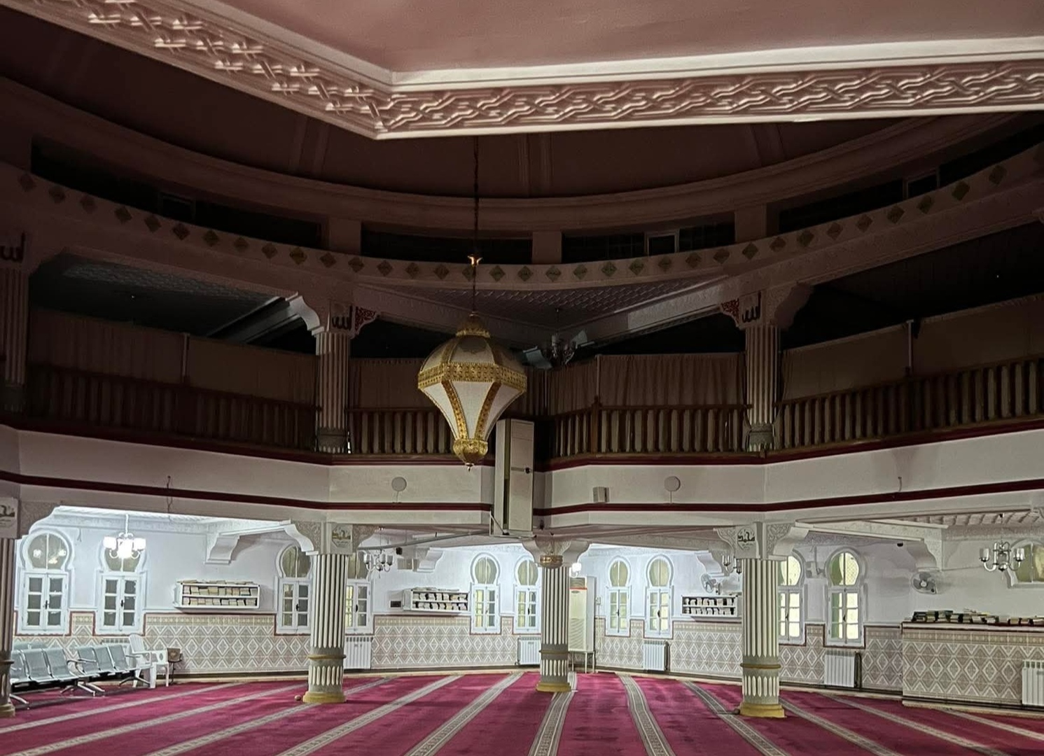 مسجد العتيق . عزابة