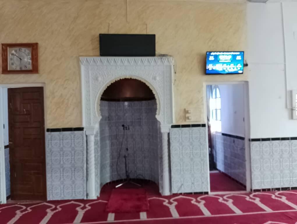 مسجد عبد الرحمن بن عوف -بئر سطل -الحروش
