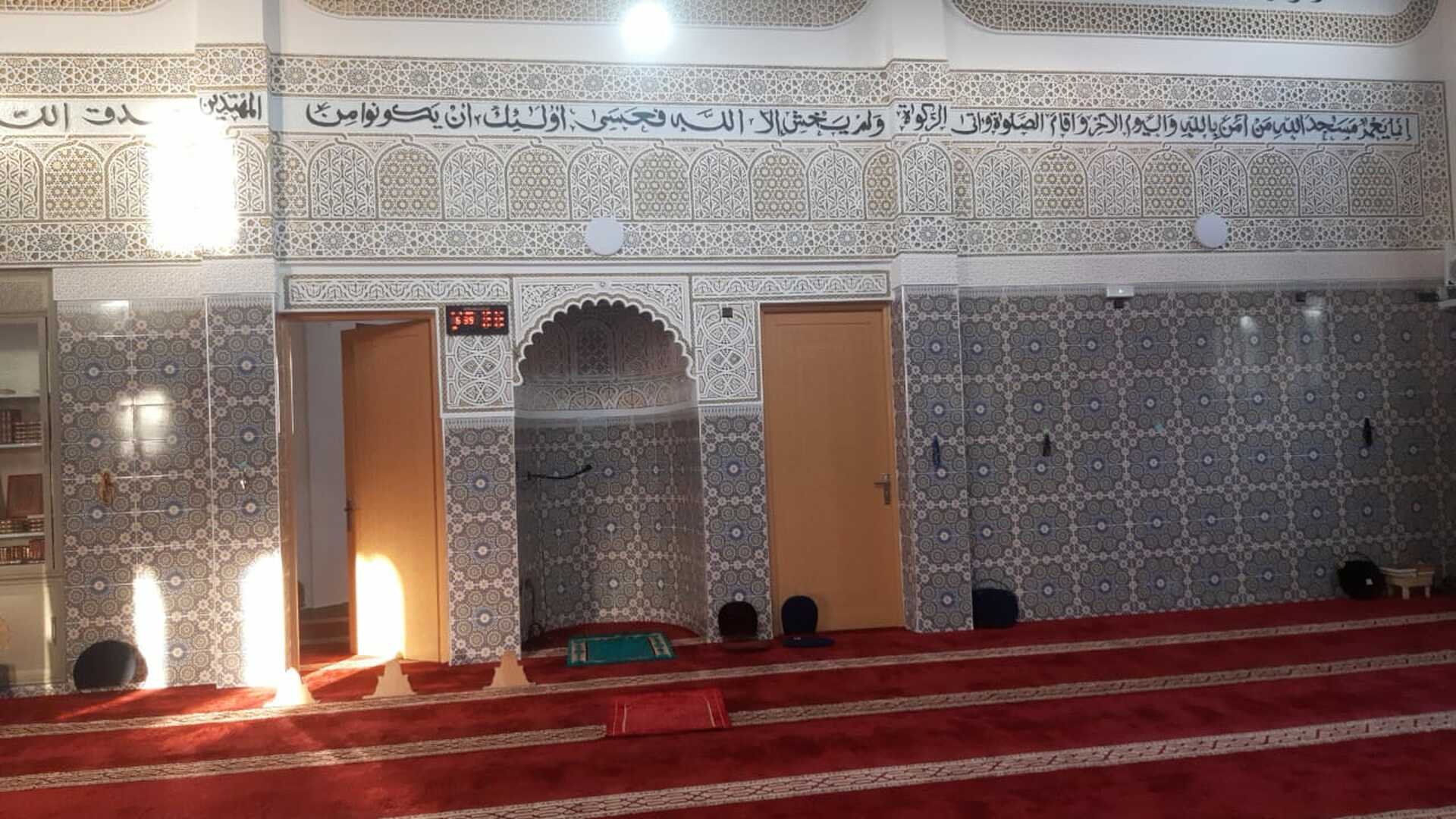 مسجد الإمام مسلم آيت تسليت
