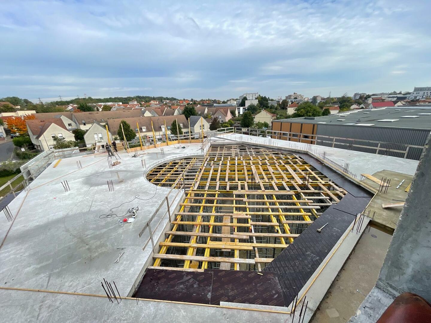 Salle de prière en cours de construction