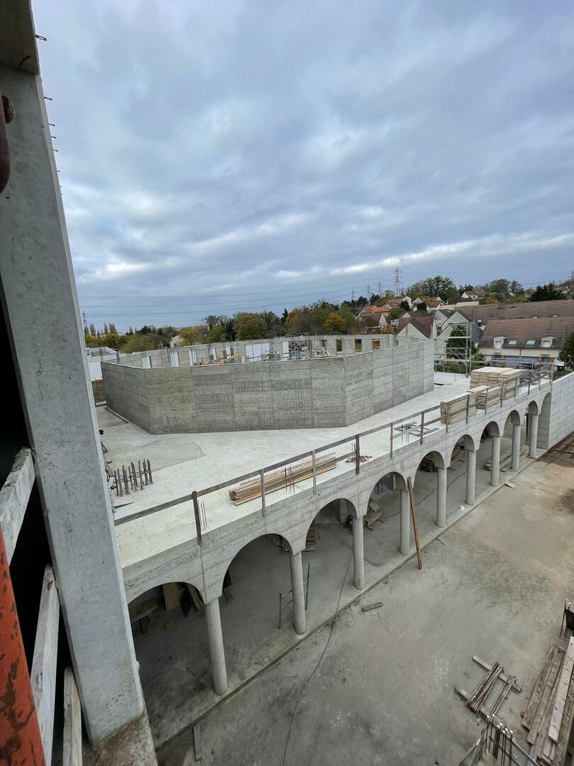 Salle de prière en cours de construction