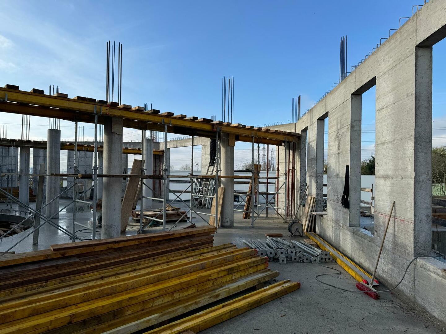 Salle de prière en cours de construction