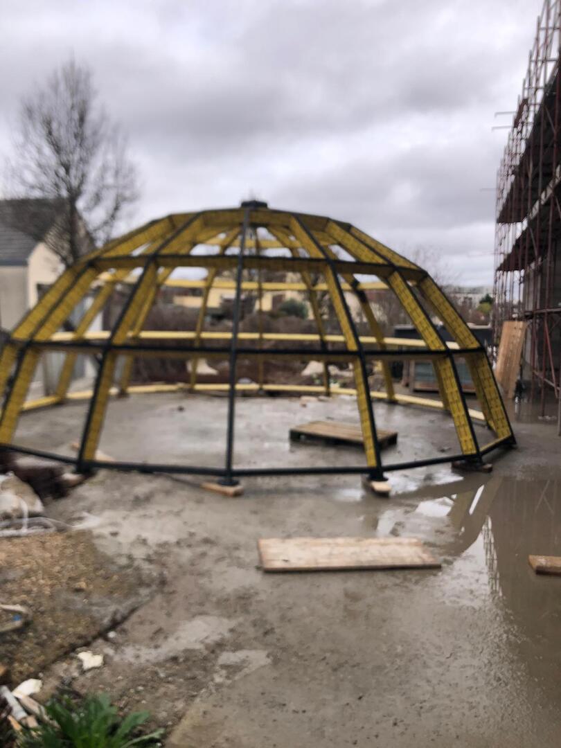 Salle de prière en cours de construction