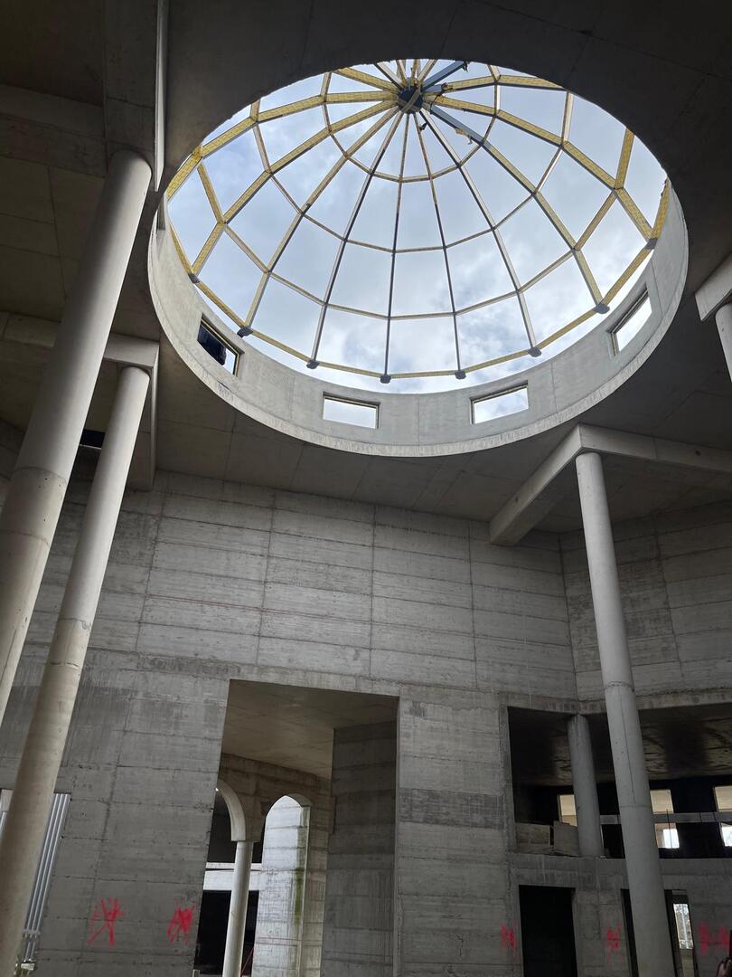 Salle de prière en cours de construction