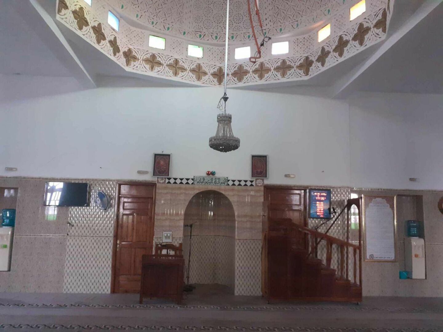مسجــد عقبة بــن نــافع عين الكيحل