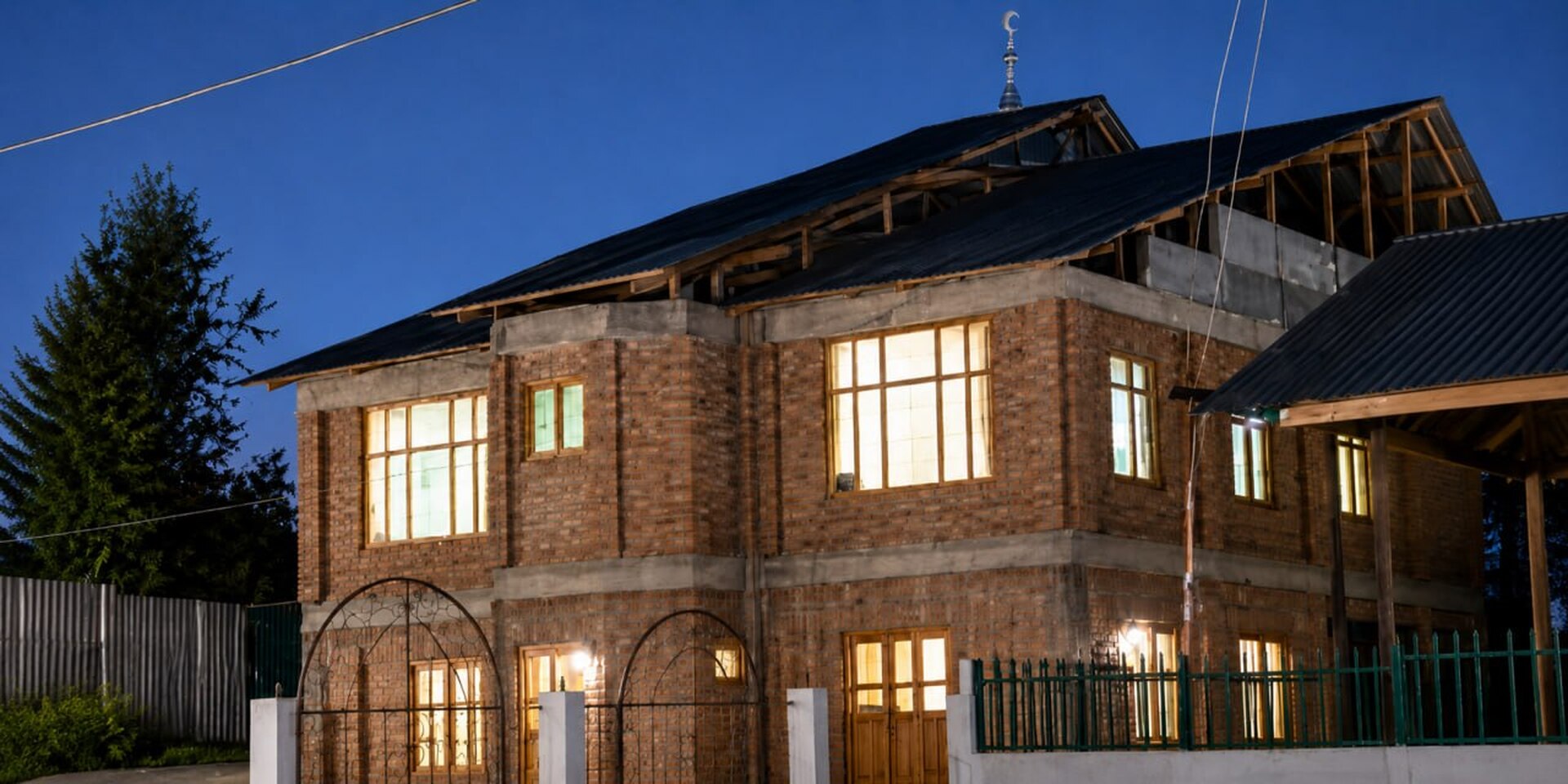 JAMIA  AHLI- HADEES MASJID MUJAAB SEER