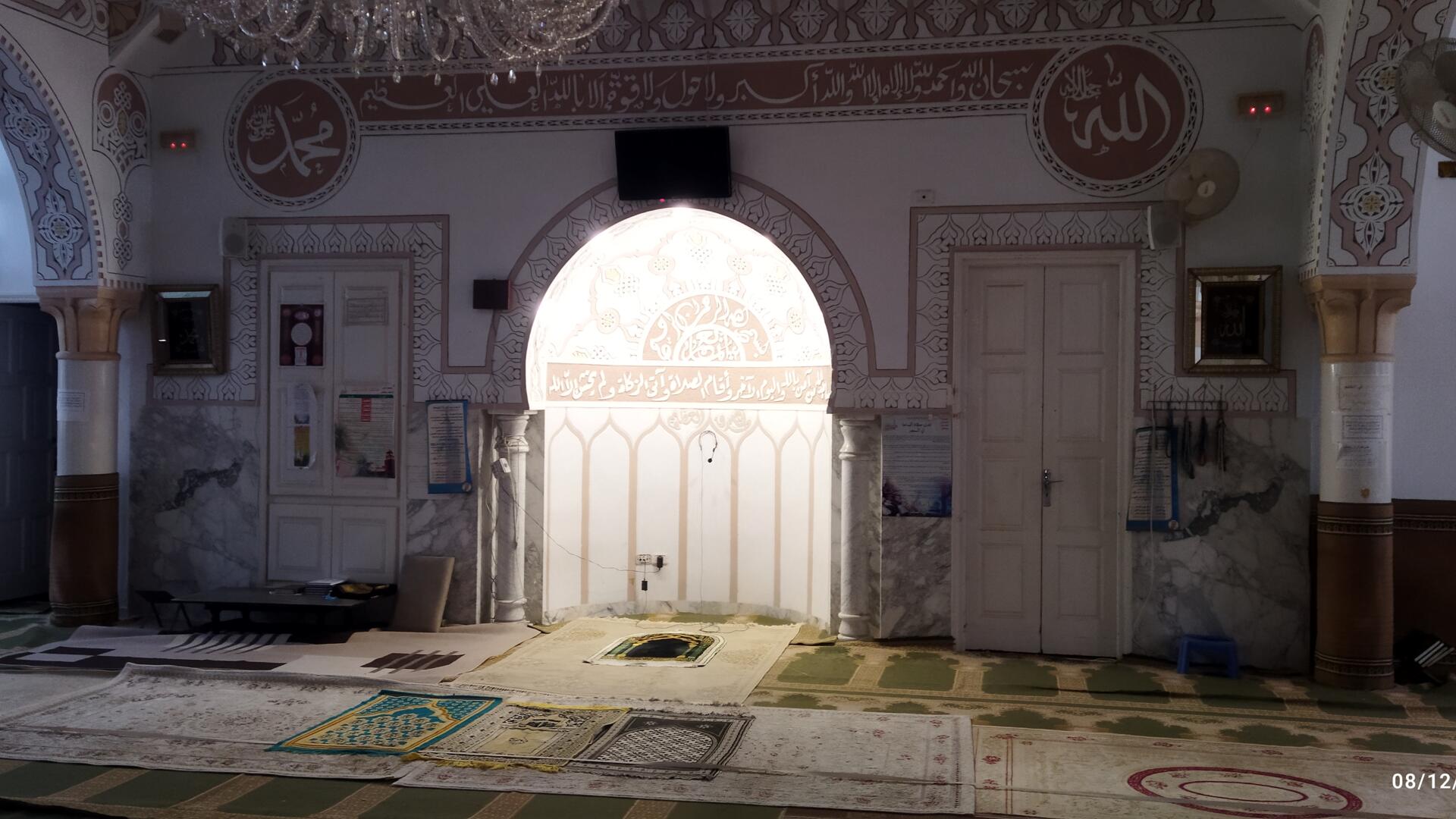 جامع التوبة الغرابة