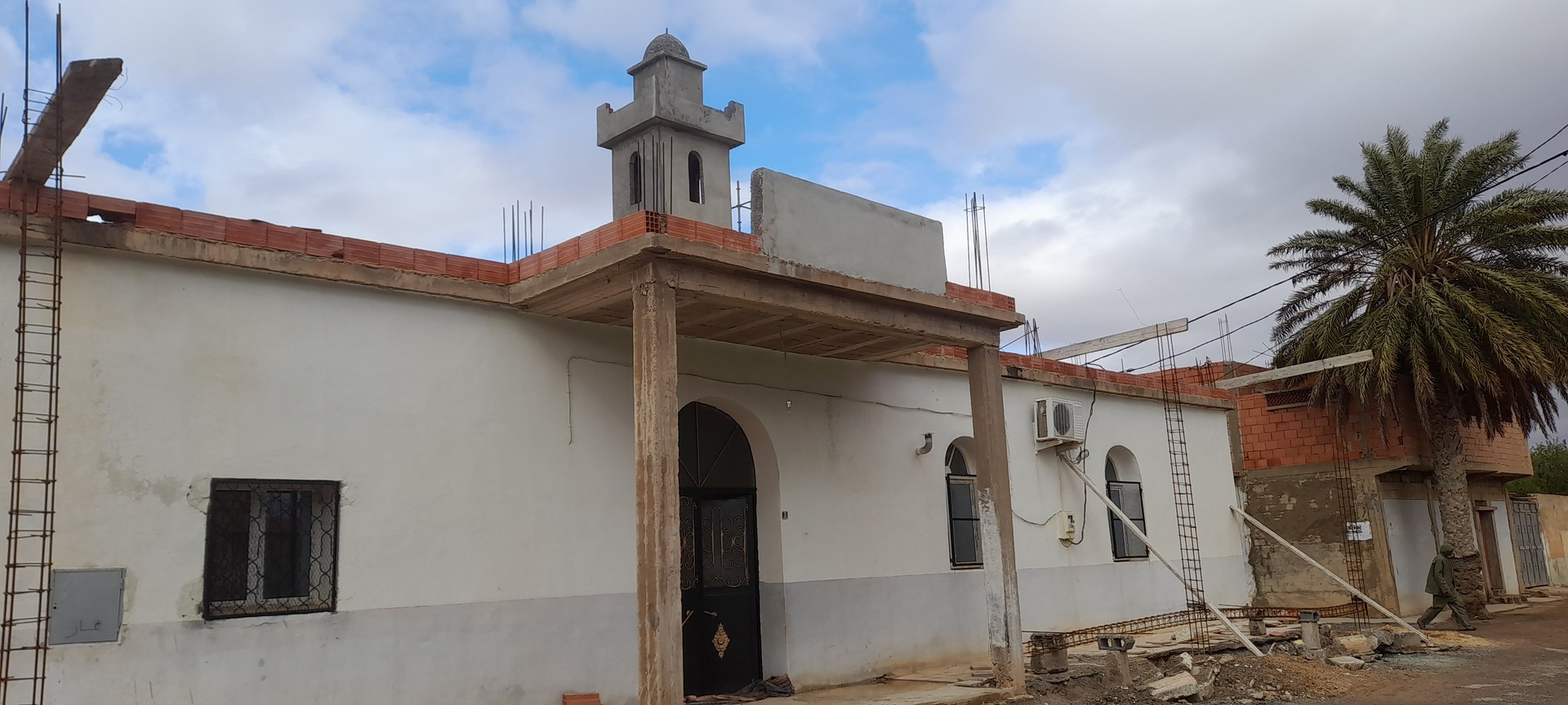 مسجد أبي بكر الصديق -حي بلحسن