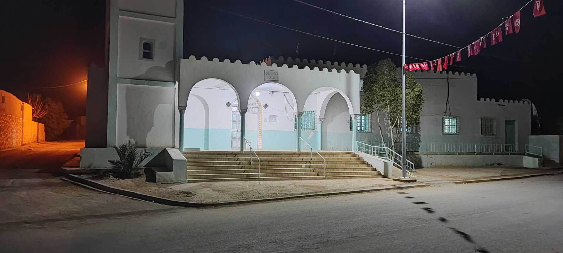 جامع عقبة بن نافع