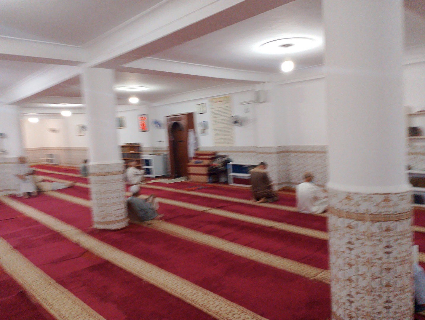مسجد عمر ين عبد العزيز