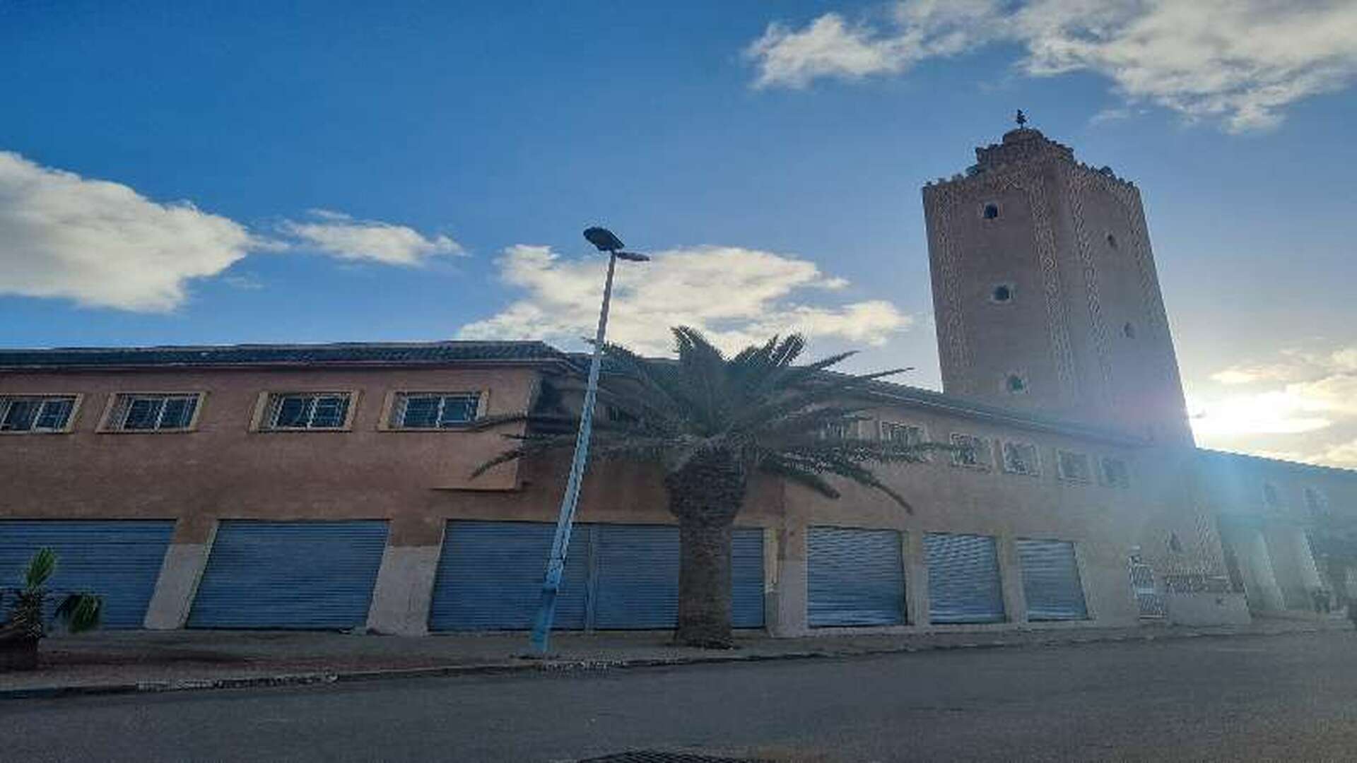 مسجد و كتاب مركب نور