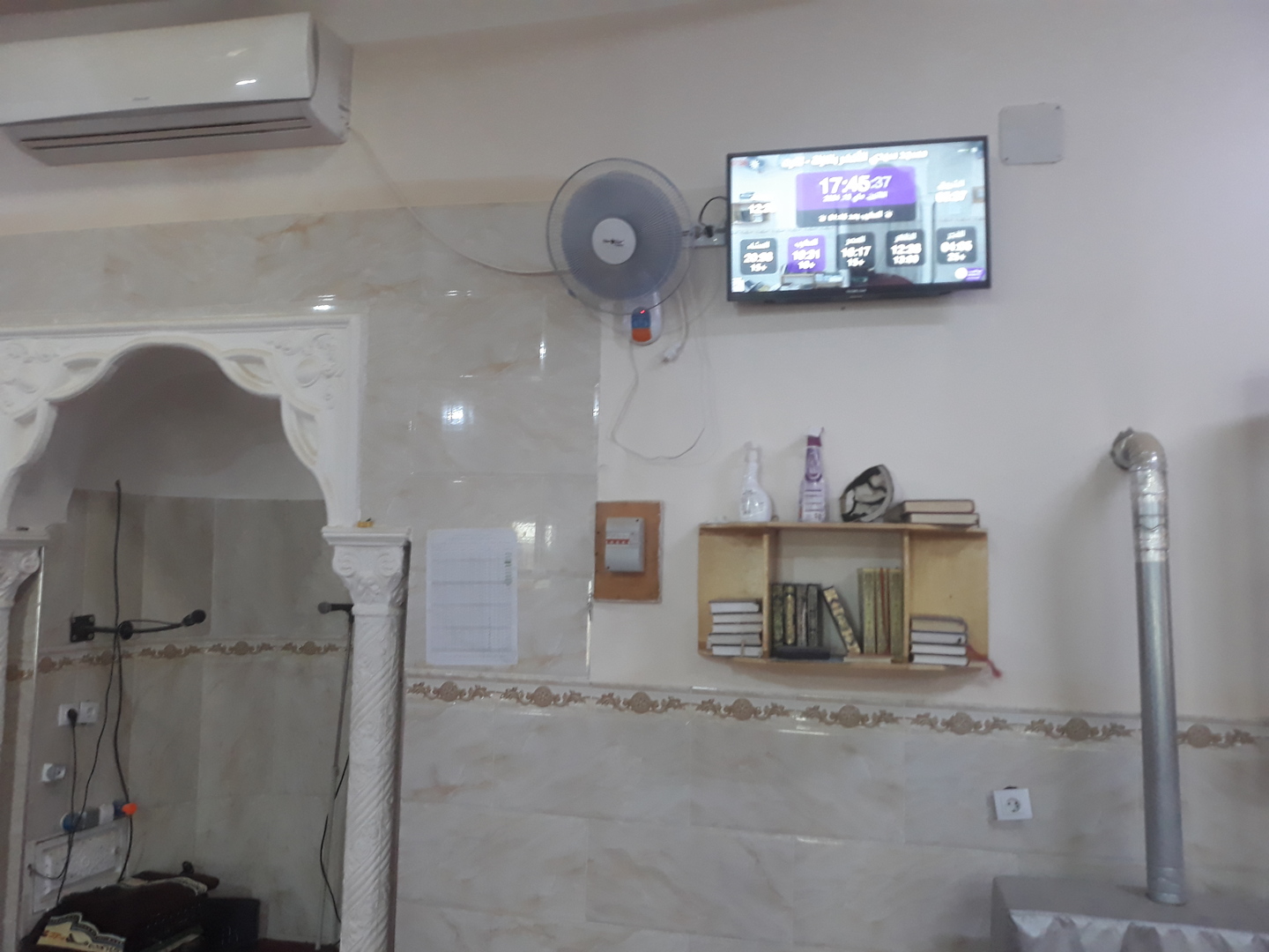 مسجد سيدي الأخضر بالنزلة