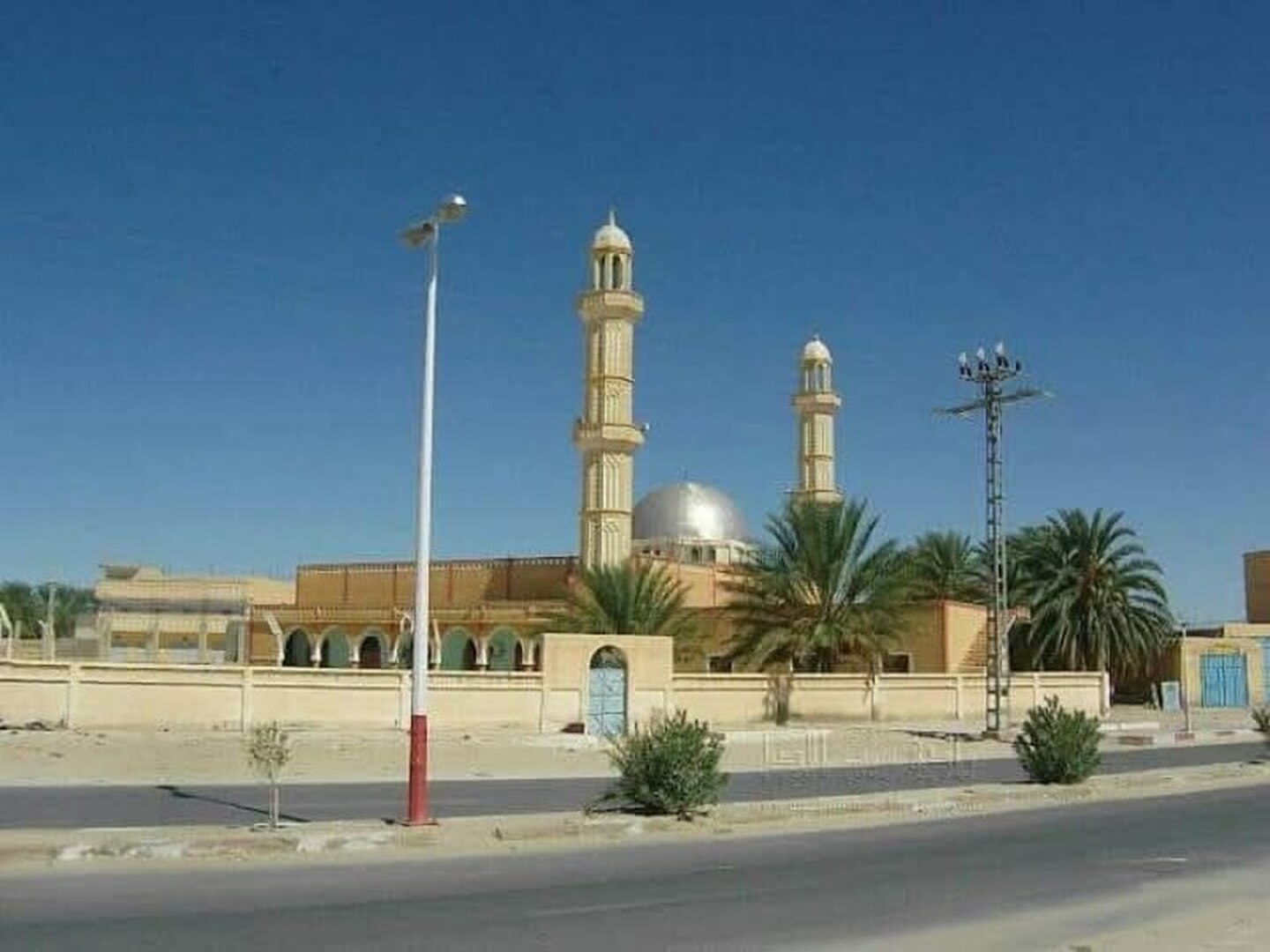 مسجد البصائر بالدبيلة