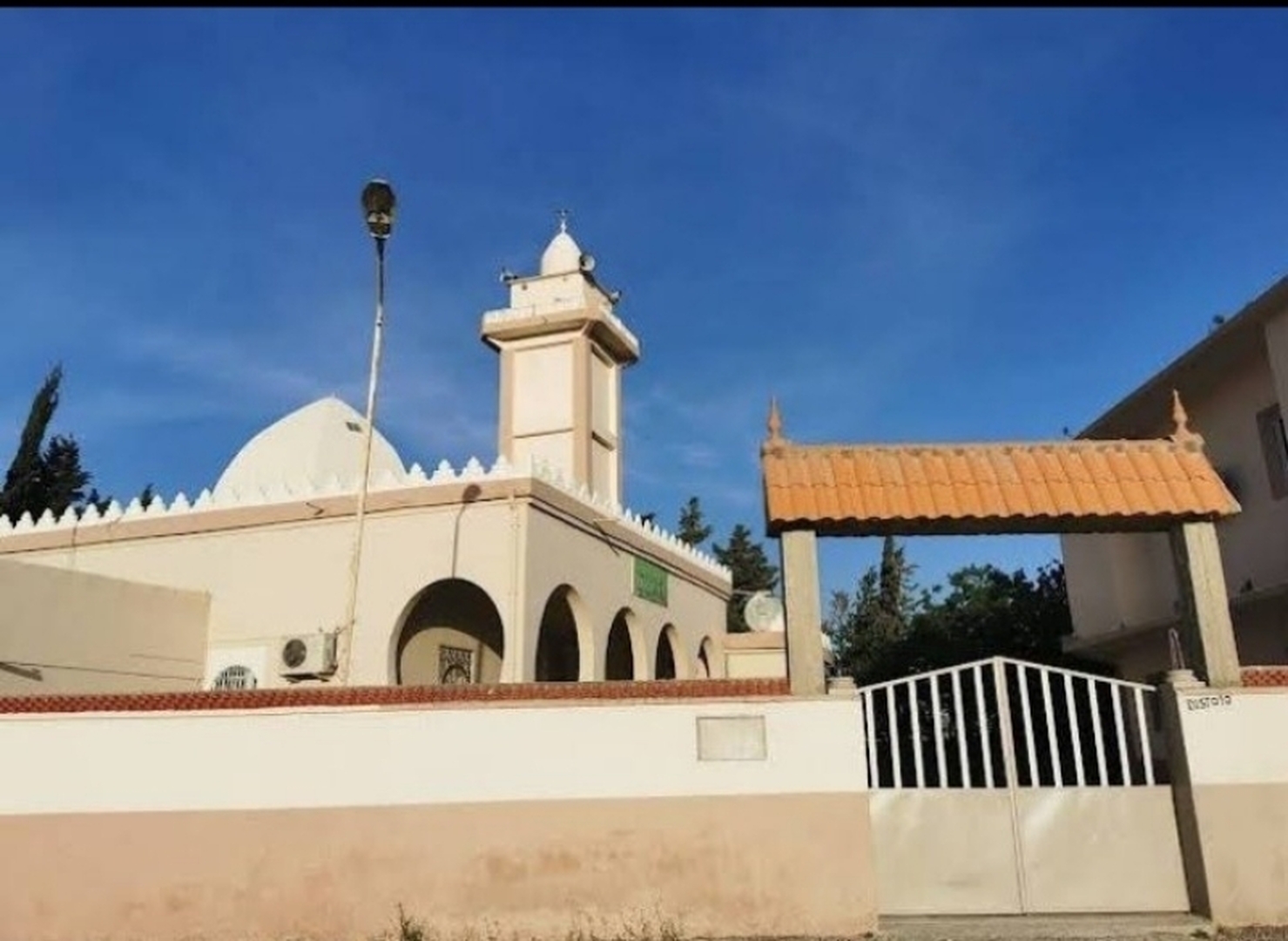 مسجـد عثمـان بـن عفـان