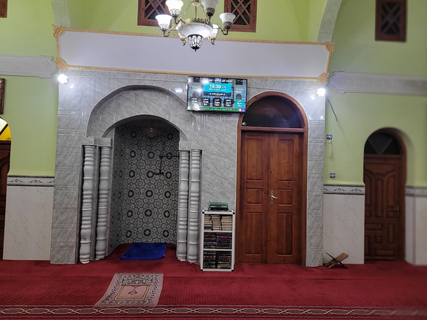 مسجد عقبة بن نافع عين البرج