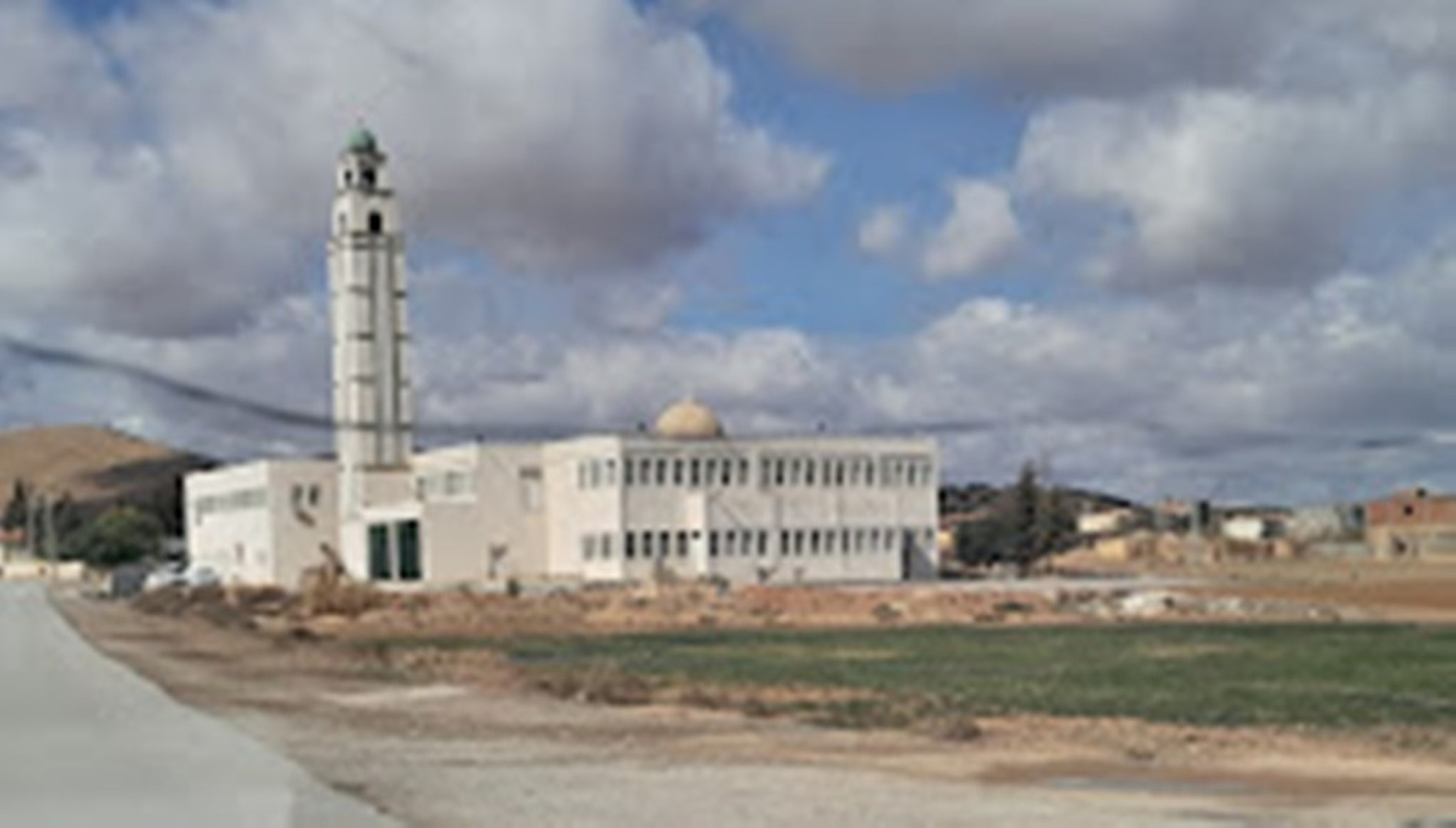 مسجد التقوى الحمّار عين ولمان