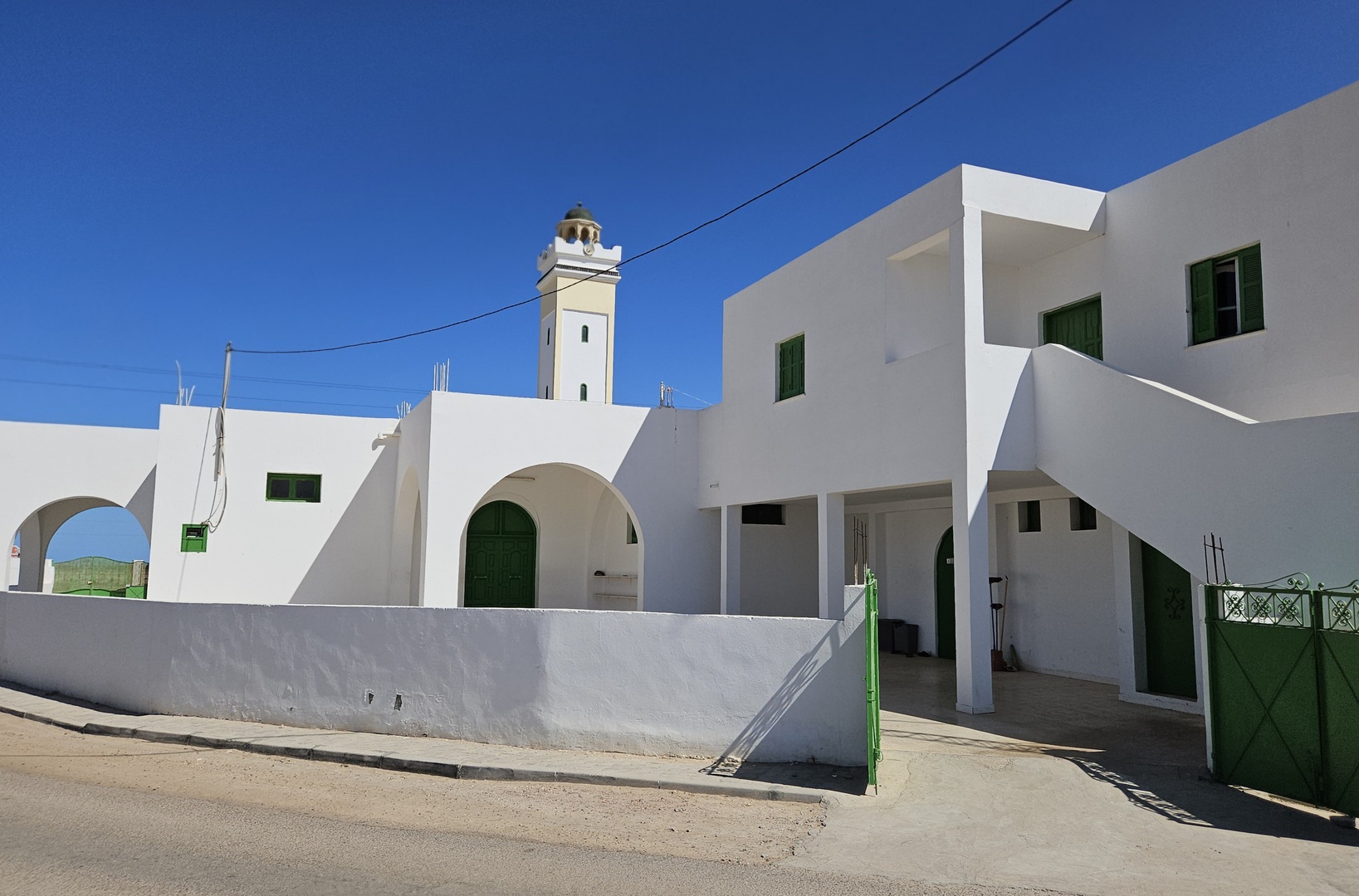 مسجد السلام بالرويس